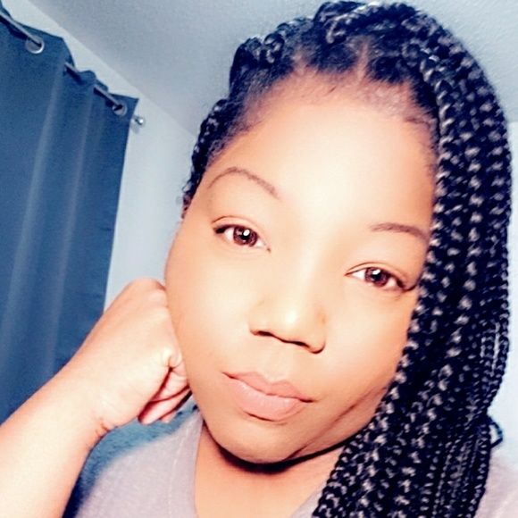 Meet your Posher, Tanya - Picture 1 of 1